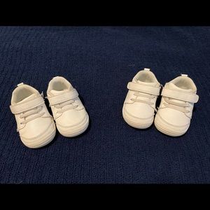 Stride Rite toddler size 4 sneakers (set of 2)